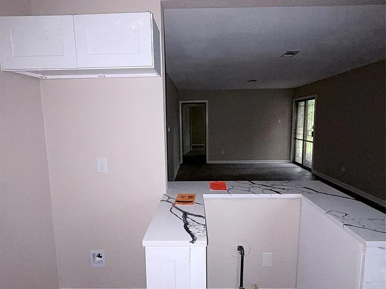 4031 Marchant Rd — Photo 9