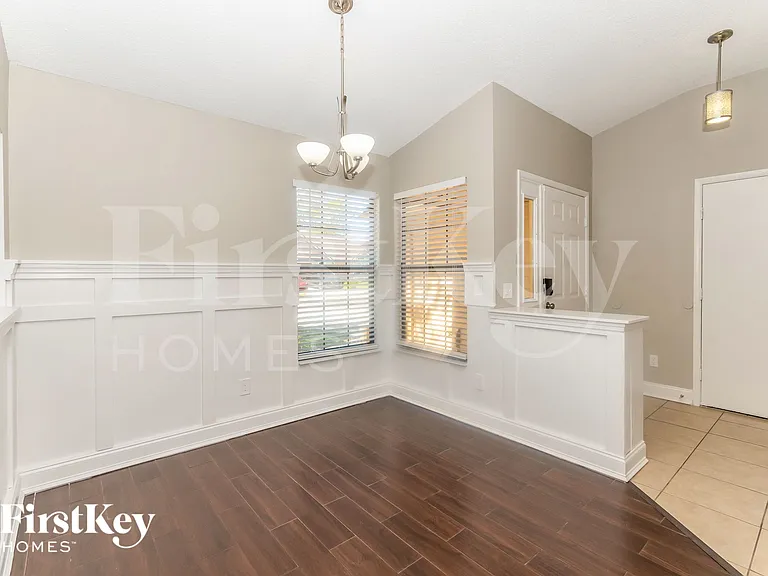 8021 Weather Vane Dr — Photo 5