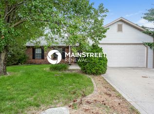 12328 Cobblestone Dr, Fishers, IN 46037