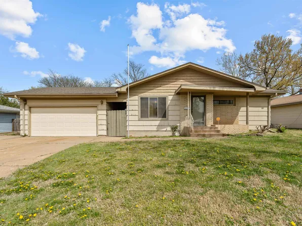 511 S Marymount Rd, Salina, KS 67401