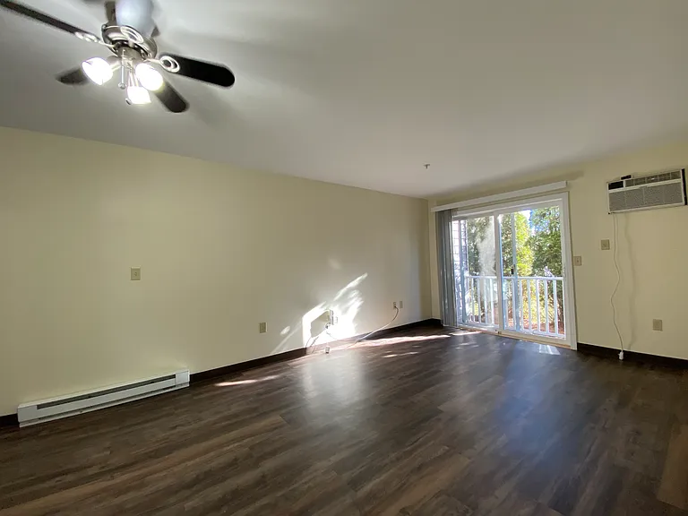 Sunset Ridge Apartments — Photo 100