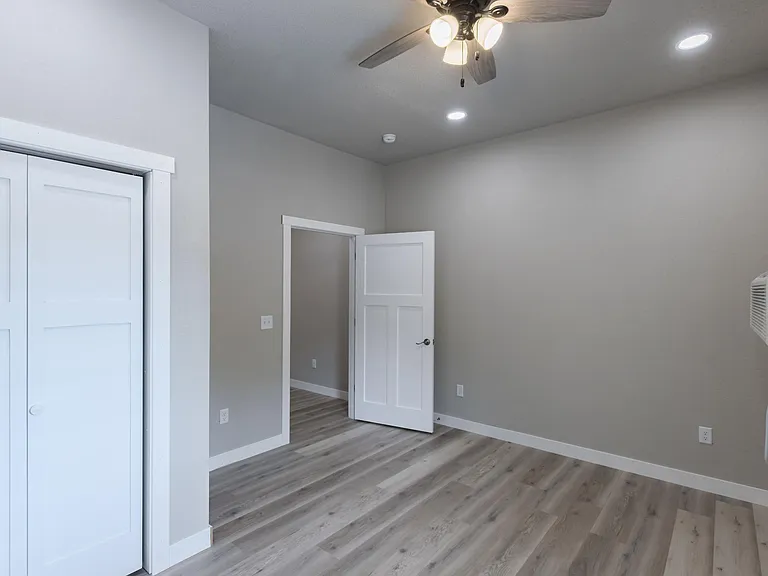 2504 Roemer Ave #1 — Photo 6