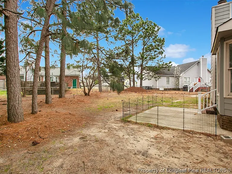 5319 Thackeray Dr — Photo 19