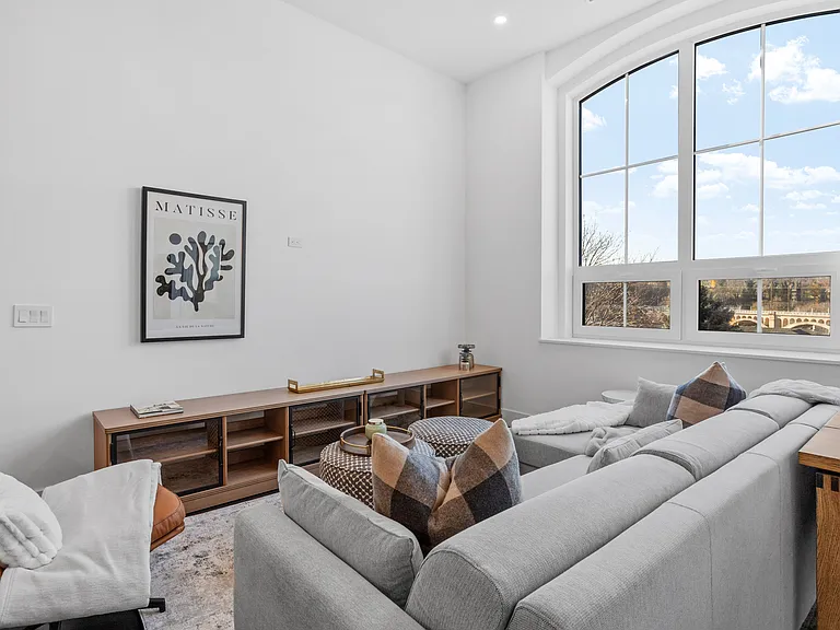 The Roe at Manayunk Apartments and Townhomes — Photo 23