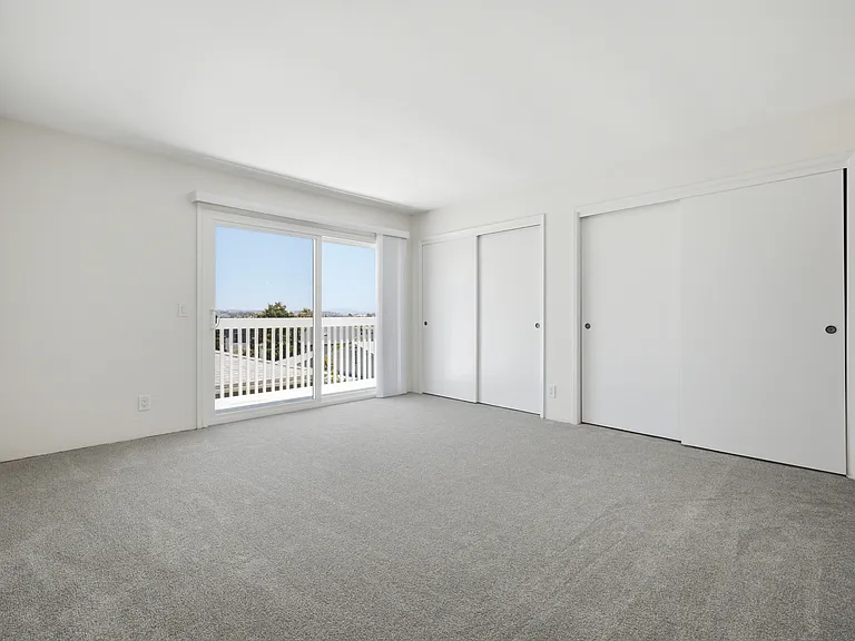 4339 Mentone St — Photo 25