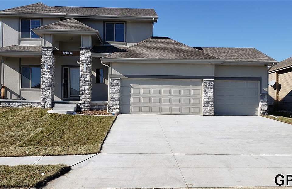 1st image of 8104 S 192nd Ave
