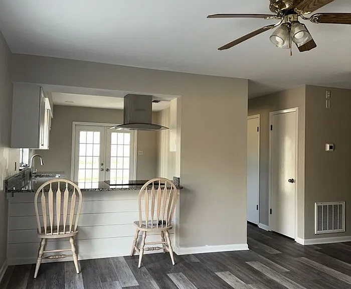 17608 Shadyside Cir — Photo 6