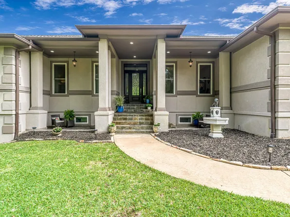 37922 Clubhouse Ln, Magnolia, TX 77355
