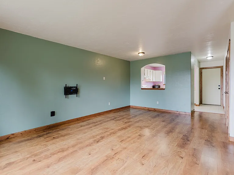 284 Talisman Dr #18 — Photo 4