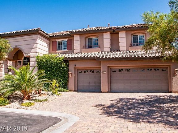 2nd image of 8032 Luna Sera Ave