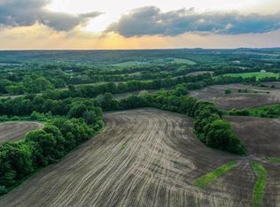 400 Barnes Rd, Elsberry, MO 63343