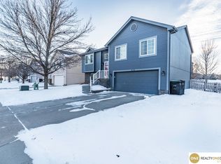 4718 N 155th Ave, Omaha, NE 68116