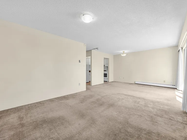 1655 Chesterfield Ave #109 — Photo 14