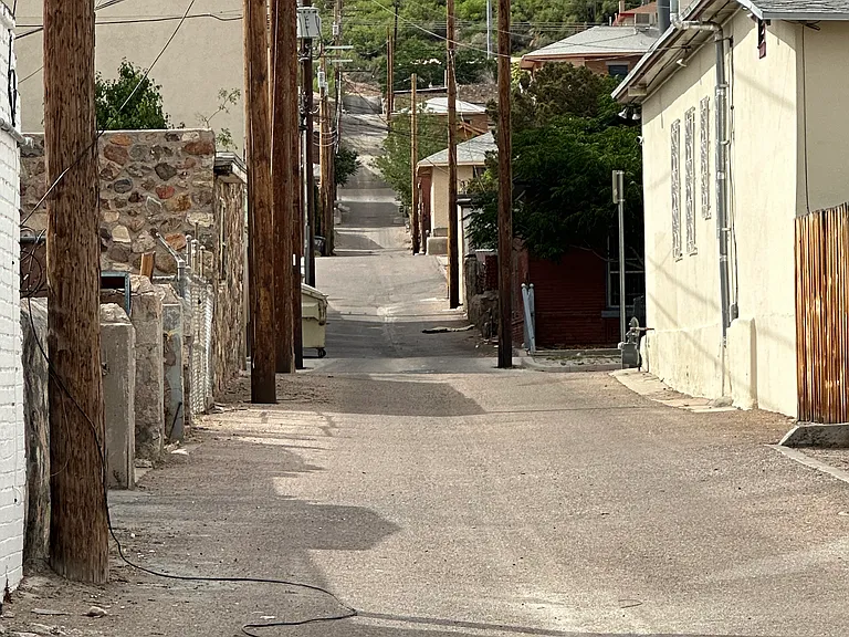 409 E California Ave #UP — Photo 8