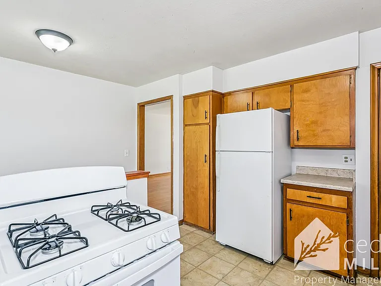8002 E Gilbert St — Photo 7