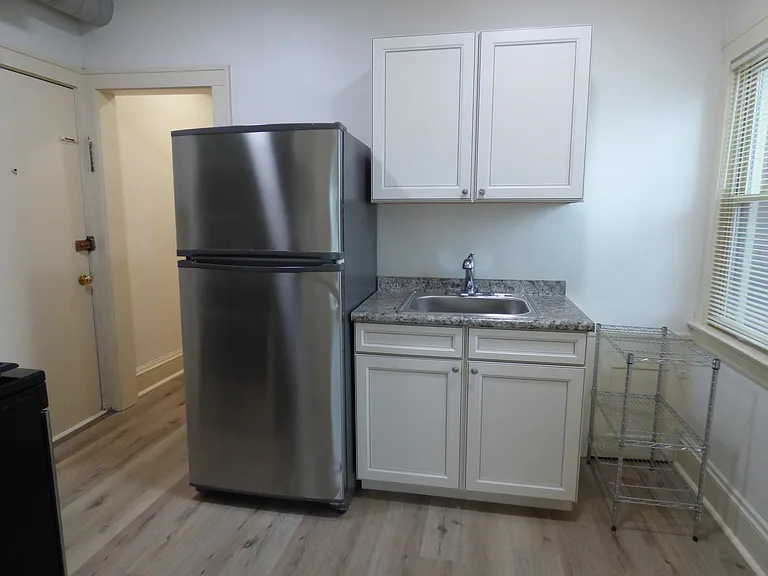 13705 Madison Ave #3 — Photo 8