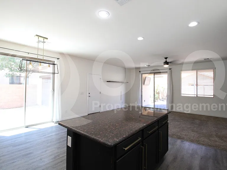 3450 E Tulsa St — Photo 10