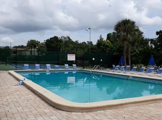 501 E Bay Dr APT 3003, Largo, FL 33770