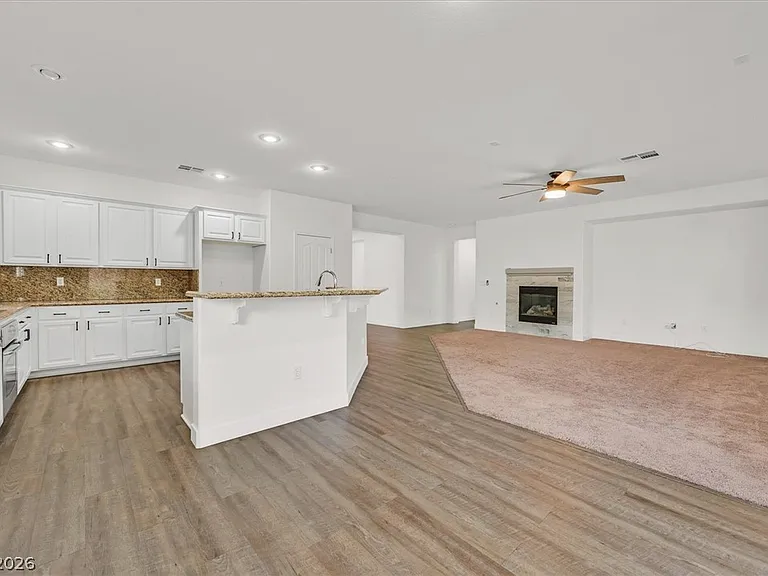 913 Hickory Park St — Photo 21
