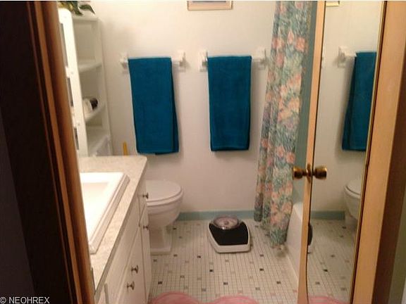 3rd image of 5867 Bear Creek Dr