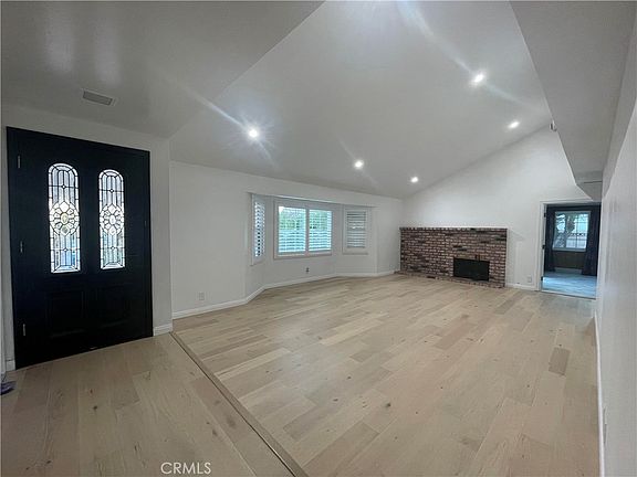 4th image of 11700 Clearglen Ave