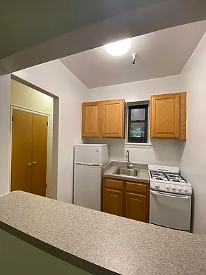 Rented by Brown Harris Stevens | media 19