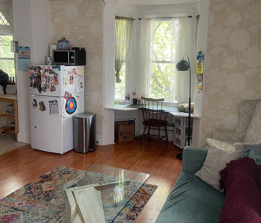 1st image of 4101 Chester Ave #2