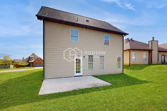 1008 Washington Ct — Photo 32