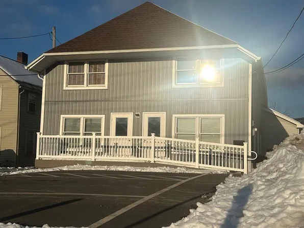 119 N 2nd St, Mc Connellsburg, PA 17233