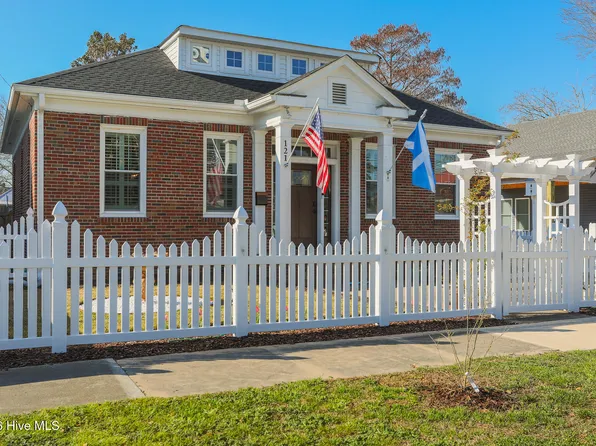 121 W Market Street, Hertford, NC 27944