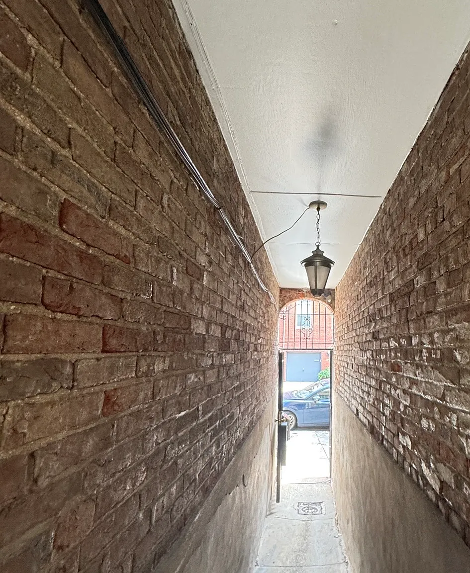 790 S Front St — Photo 2