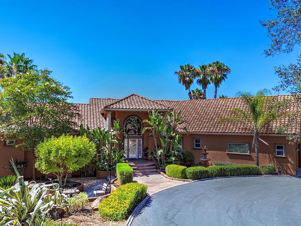 1st image of 8888 Balmoral Dr