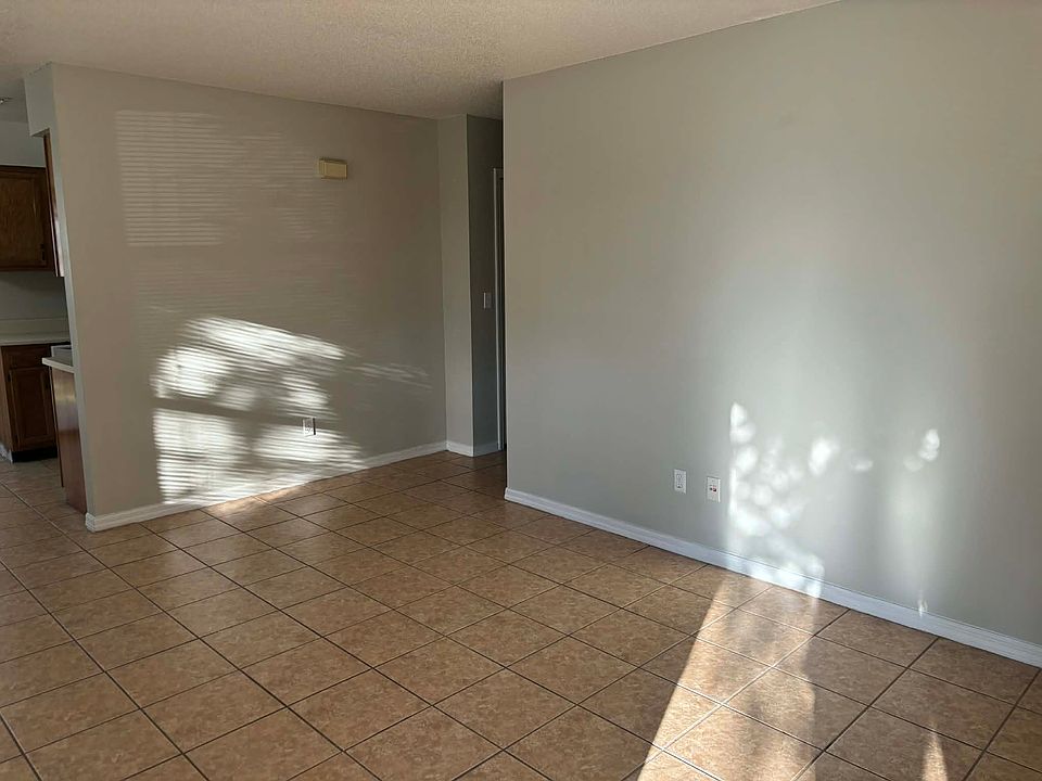 1st image of 3724 NW Huntsboro St #101