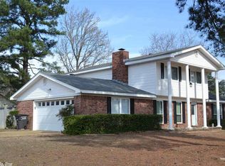 912 Foxwood Dr, Jacksonville, AR 72076