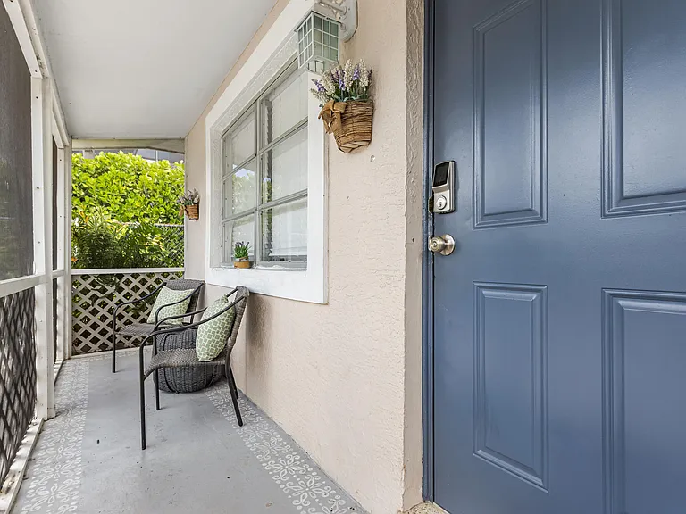 2191 Thomasson Dr — Photo 24