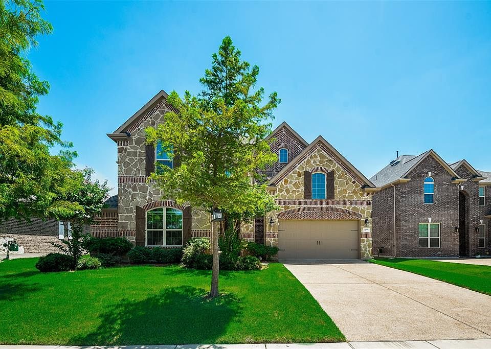 1st image of 9771 Crown Meadow Dr