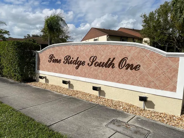 132 Lake Pine Circle #B-1, Greenacres, FL 33463