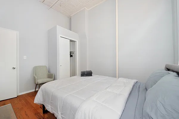 Rented by Furnished Habitat | media 31