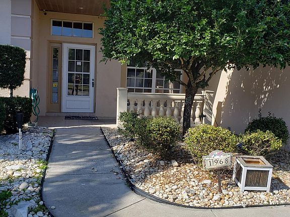4th image of 1968 Tiptree Cir