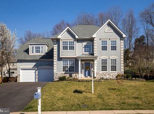 1306 Monroe St, Herndon, VA 20170