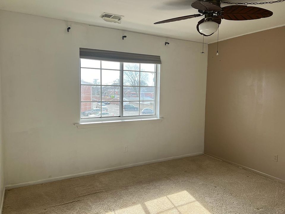 8150 Crestview Dr Sterling Heights MI Zillow