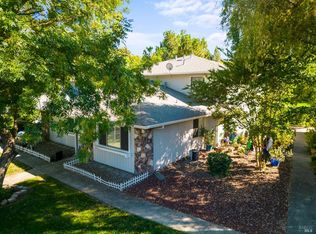 107 Del Rio Ct APT 2, Vacaville, CA 95687