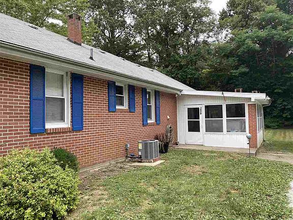 2nd image of 3979 W Douglas Dr