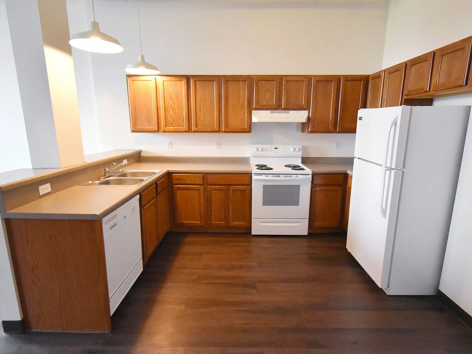 Straus Lofts — Photo 3