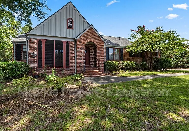 1835 Kissingbower Rd — Photo 3