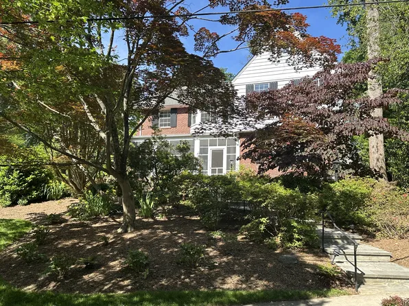 2900 Glover Dr NW, Washington, DC 20016