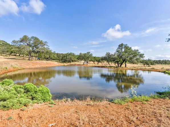 10602 E Highway 71, Llano, TX 78643