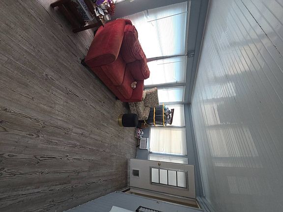 5th image of 20451 Powell Rd #39