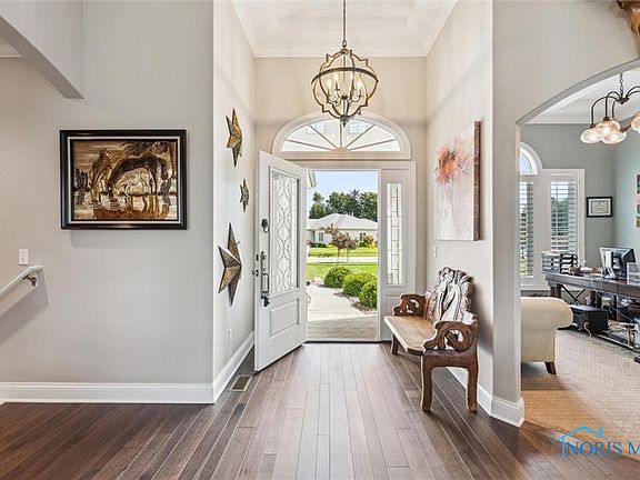5th image of 9128 Pelican Cove Ct