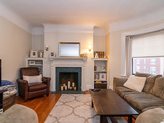 2nd image of 48 Babcock St #O5
